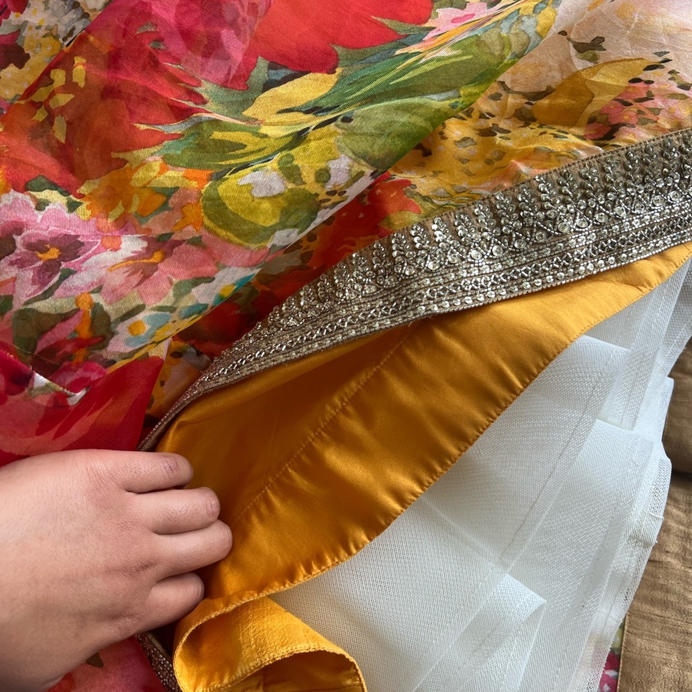 Sabyasachi floral lehenga - Picture 12 of 13